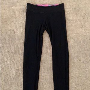 black lululemon leggings!!